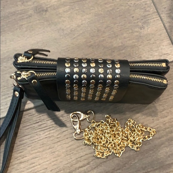 Olivia Miller Crossbody - Picture 4 of 8